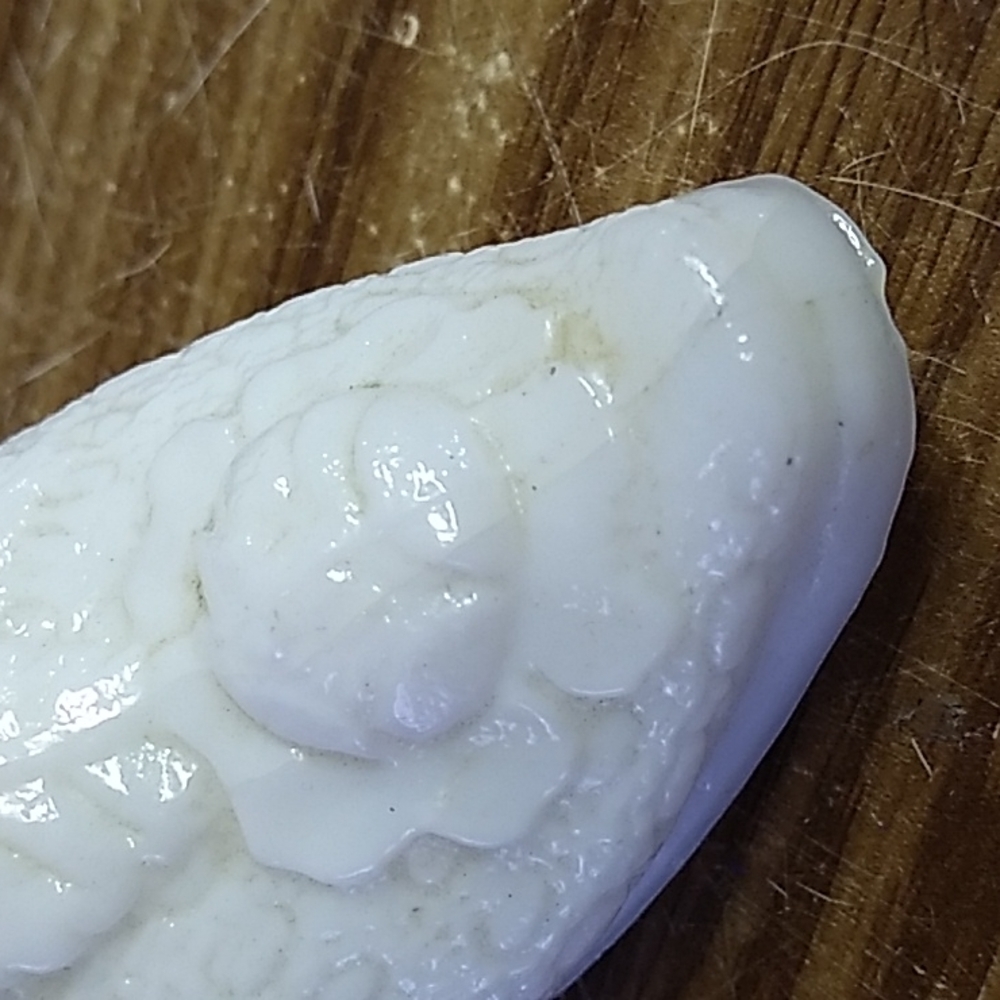 Vintage white milk glass Fenton slipper - Picture 8 of 8